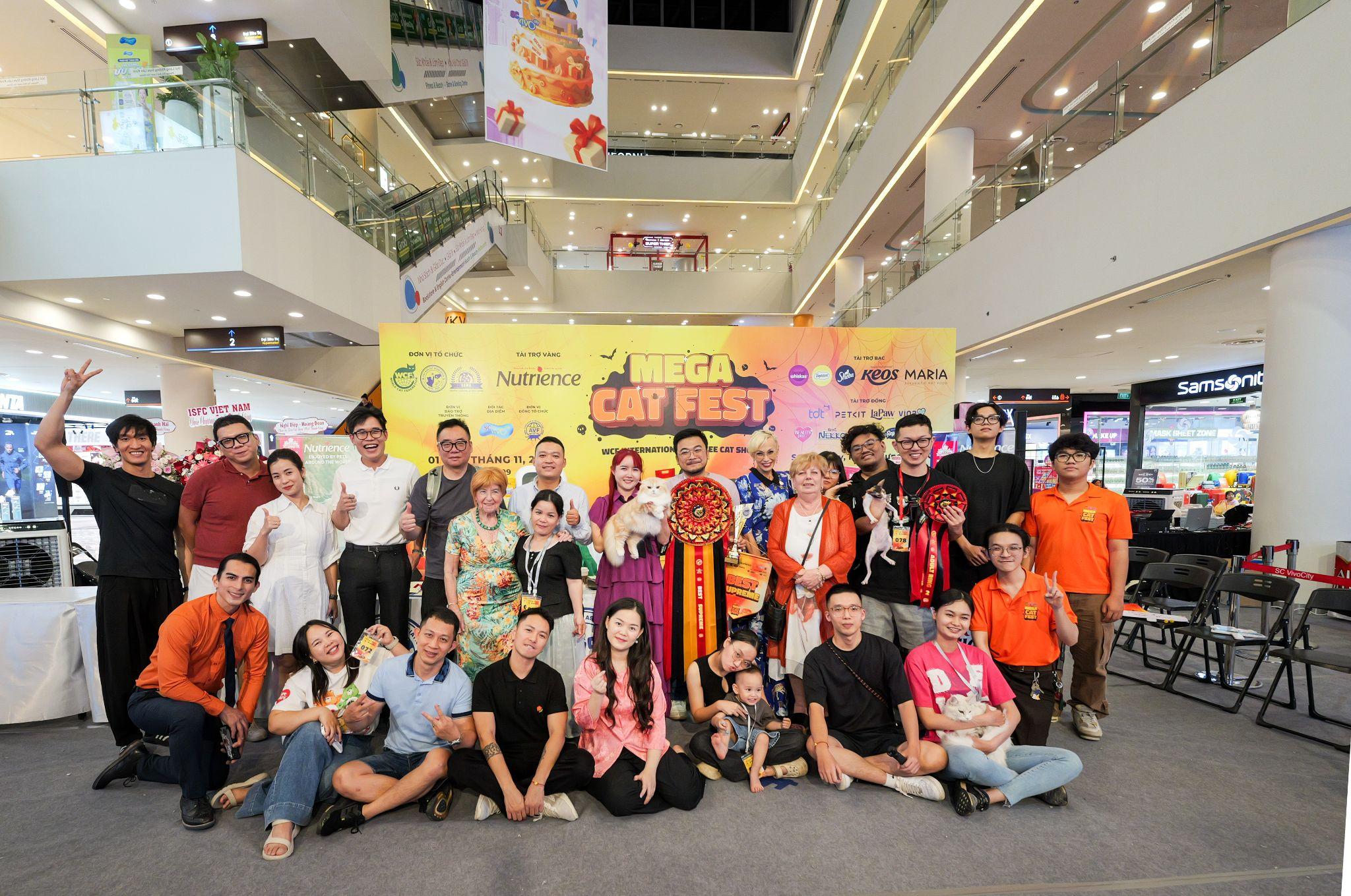 Cuộc thi thu hút đông đảo các bạn trẻ tham gia.